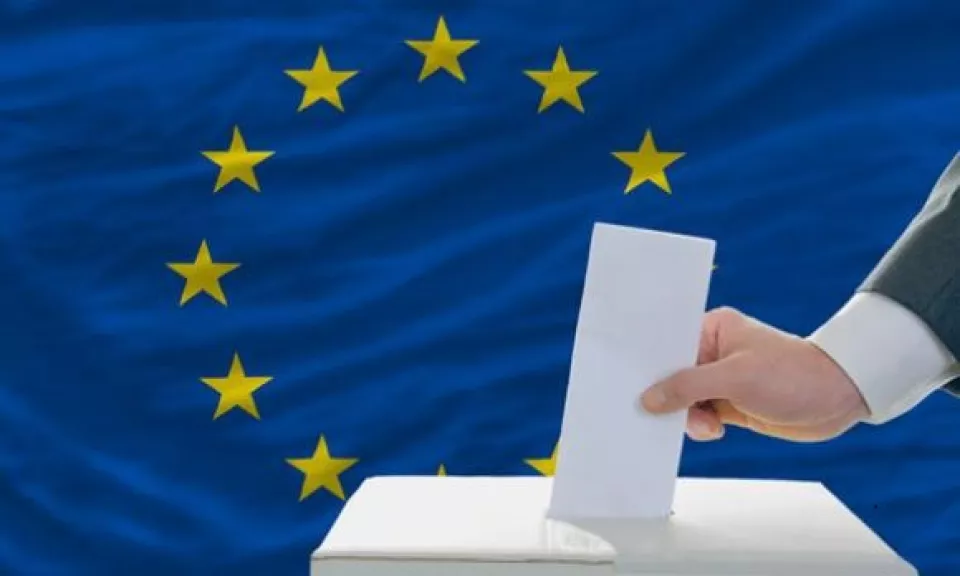 O hlasovací preukaz  pre Eurovoľby  možno online požiadať do dnešnej polnoci