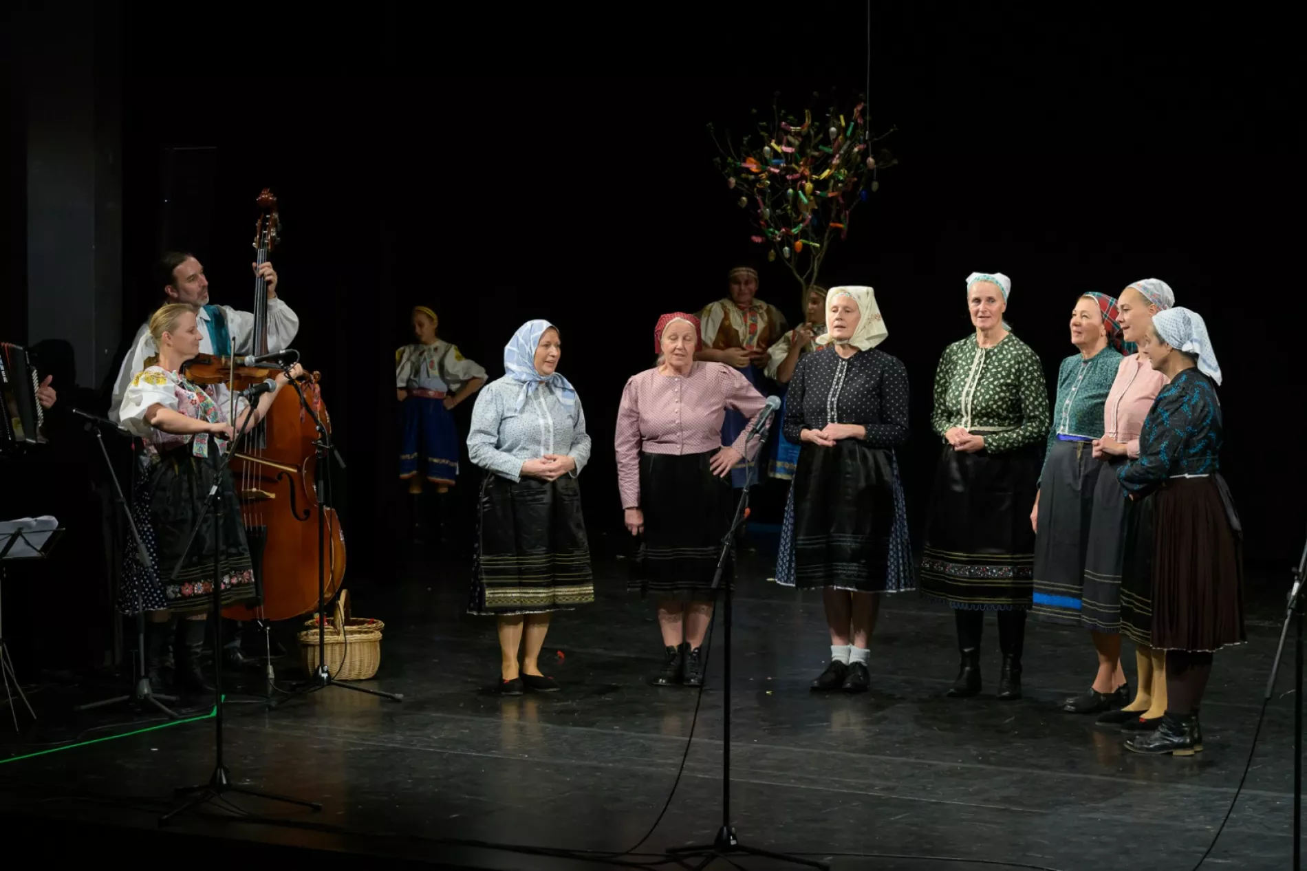 Autentický folklór