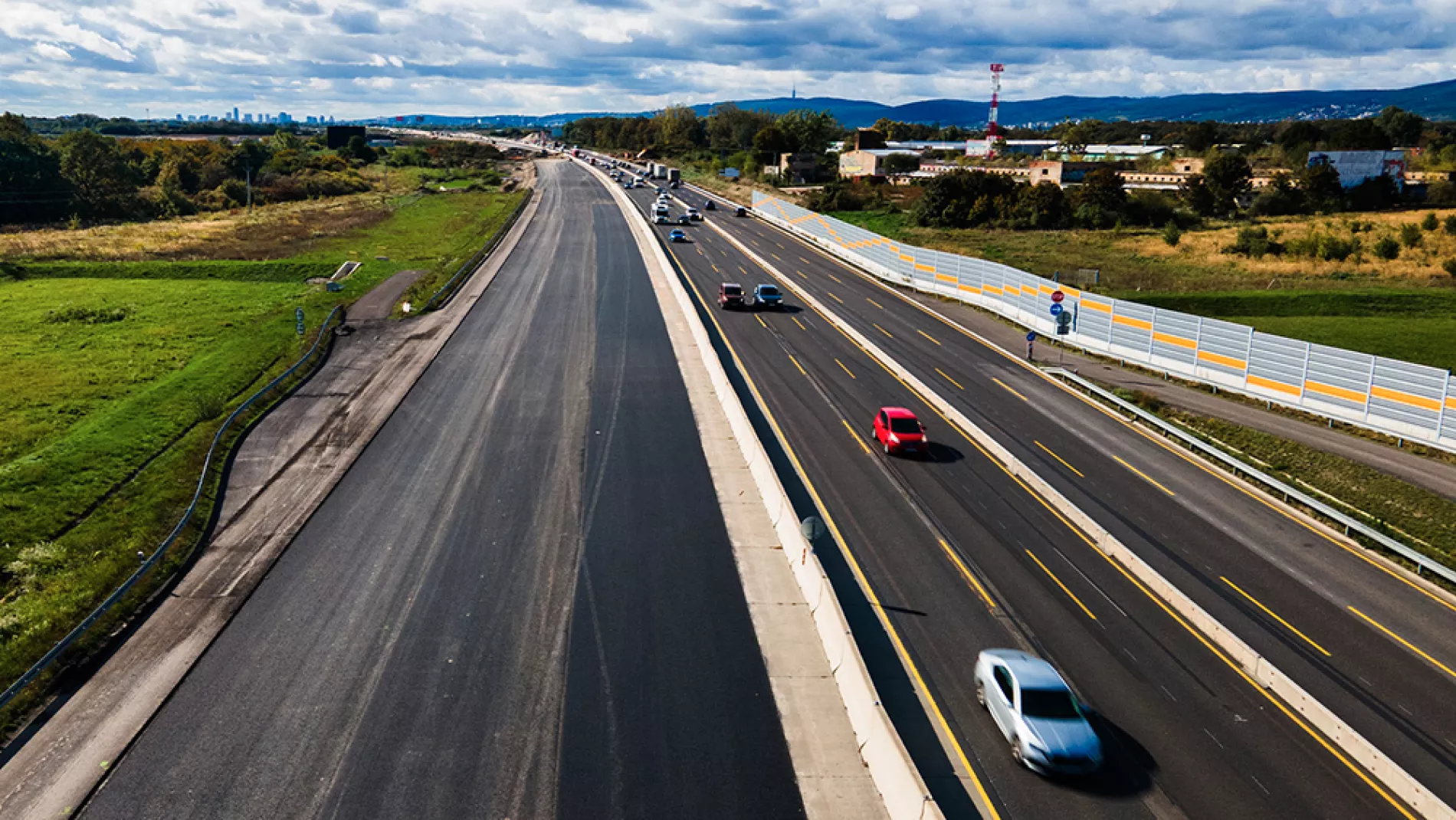 Uzávera diaľnice D1 v smere do Bratislavy