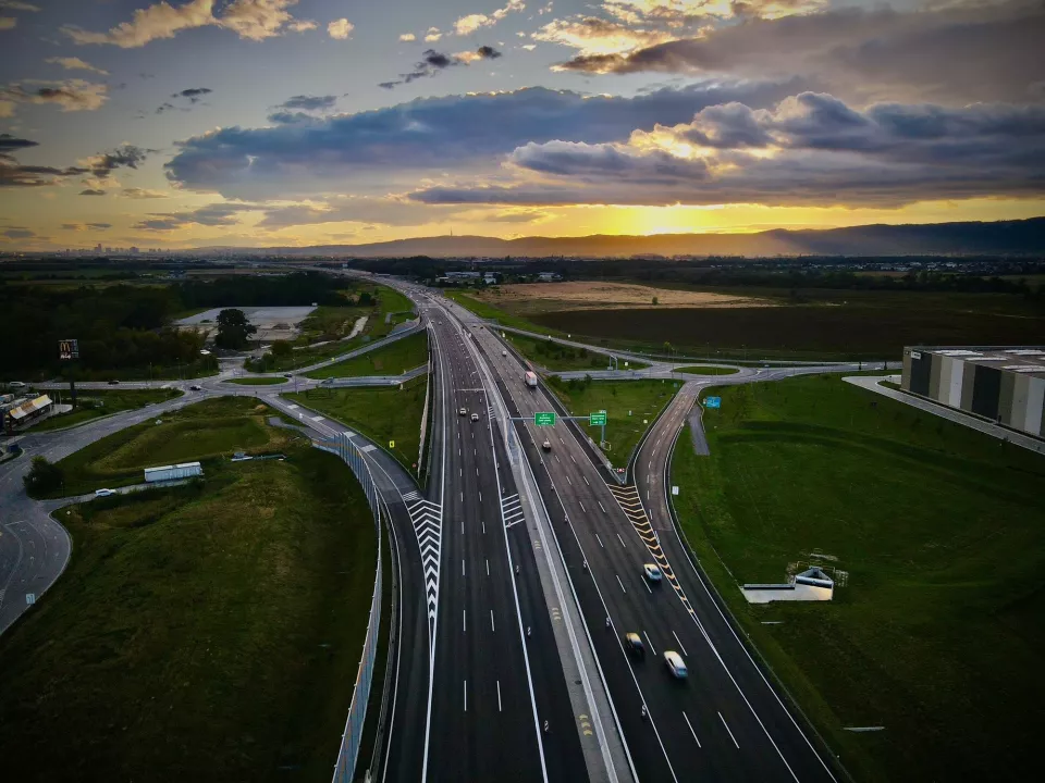 Časť ulice Pri mlyne bude cez víkend uzavretá v súvislosti s výstavbou križovatky D1/D4