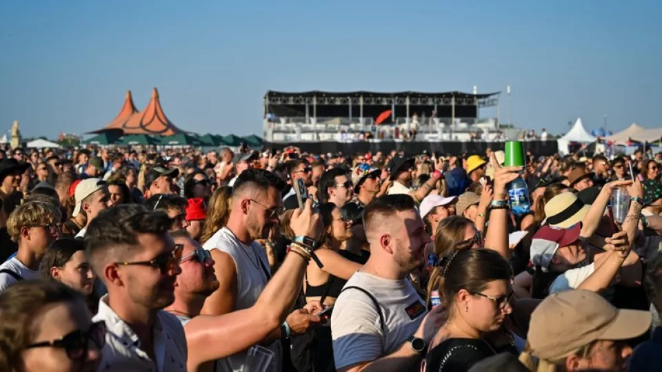 Bratislavské noviny: Festival Lovestream pokračuje druhým dňom, na programe sú ďalšie atraktívne mená